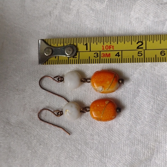 Orange and white earrings - Picture 4 of 4